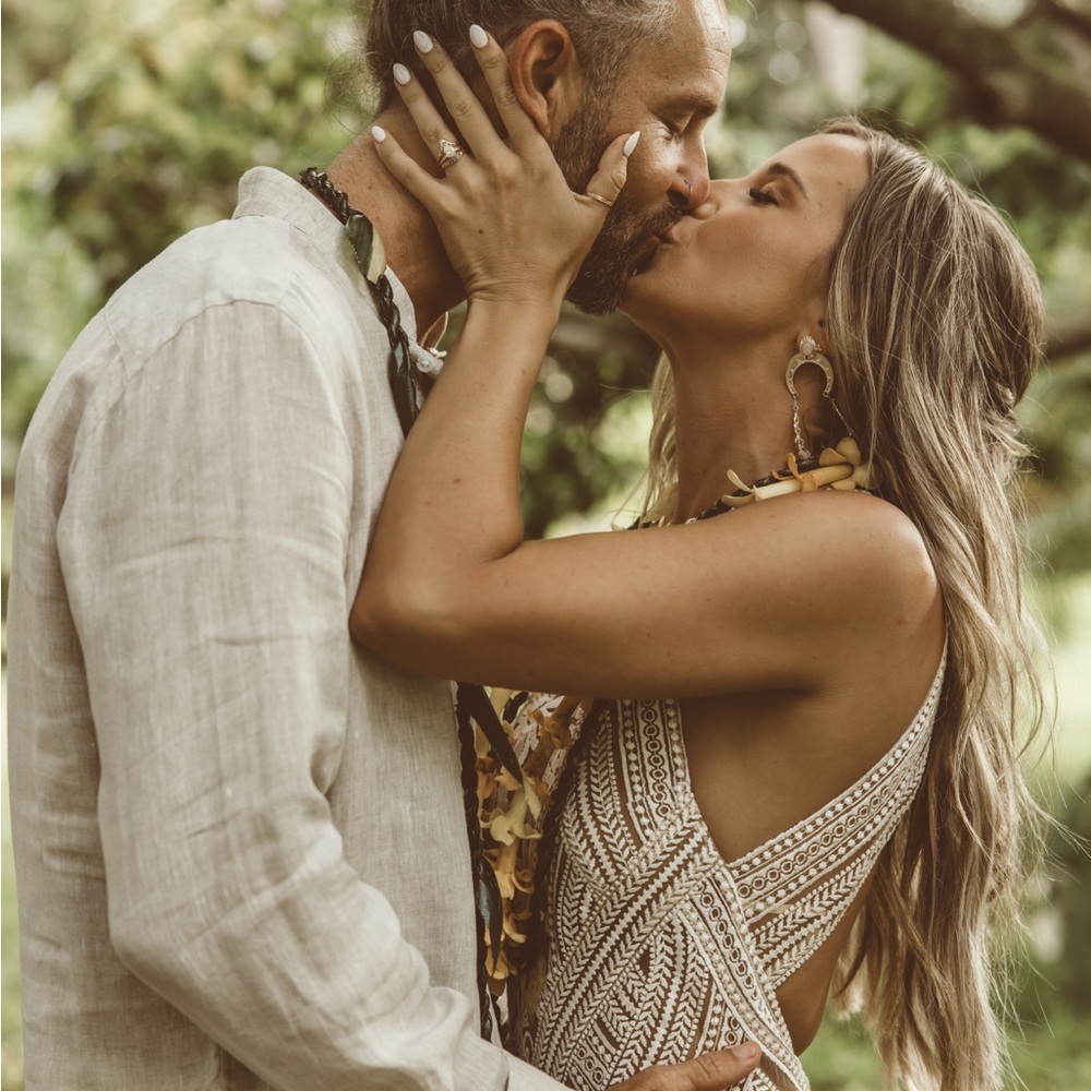 Rue De Seine East Gown US Size 6 - Picture 10 of 14